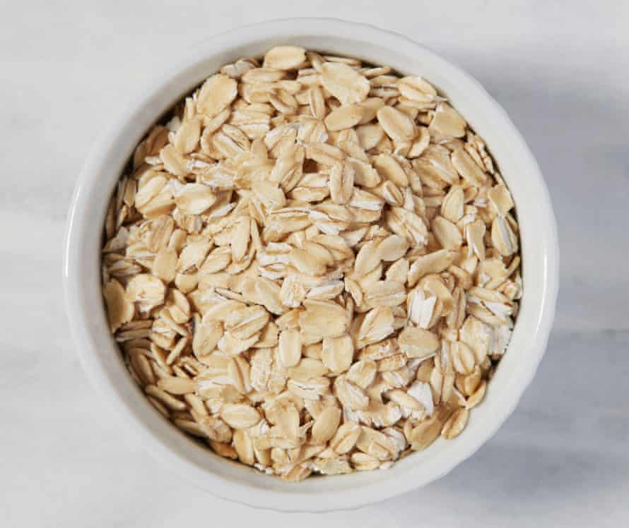 Overhead view of oats in bowl