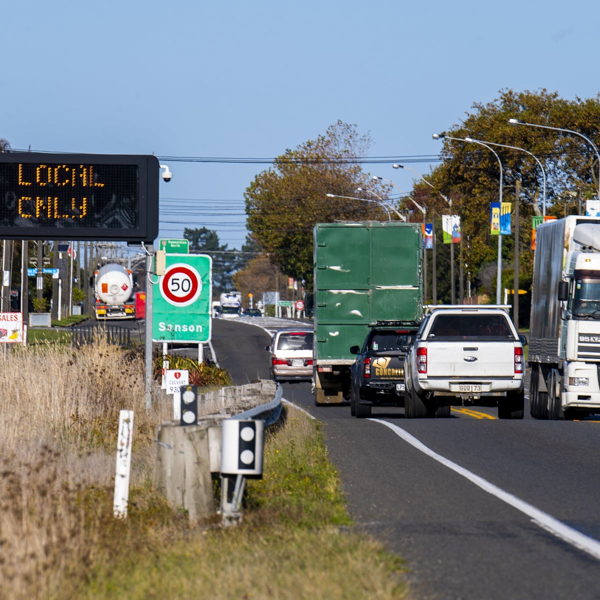 New Zealand Records First Day With No New Covid 19 Cases Since Before Lockdown New Zealand The Guardian