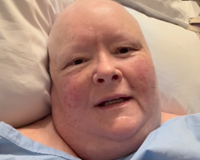 Magda Szubanski thanks young fan who dressed as Sharon Strzelecki for Book Week for cheering her up amid chemo