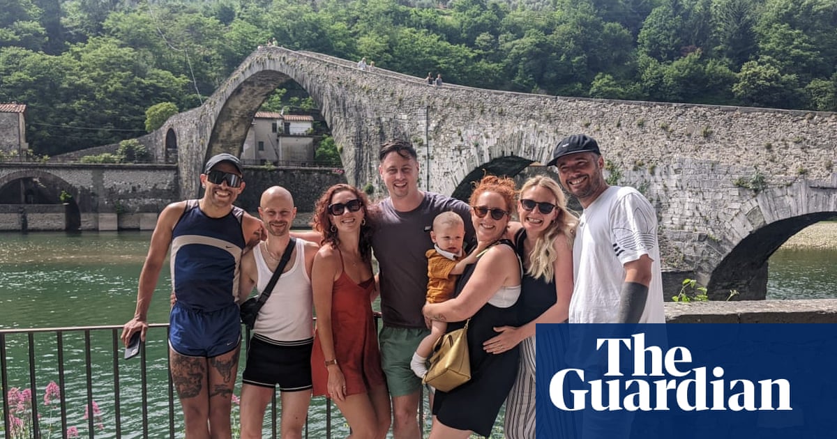 Вместо да се отправят към романтична почивка някои двойки канят