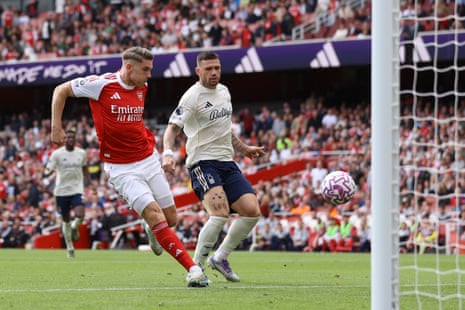 Arsenal Guardian Bit of unprocessed Gyökeres helps transformed Arsenal finish off Forest ...