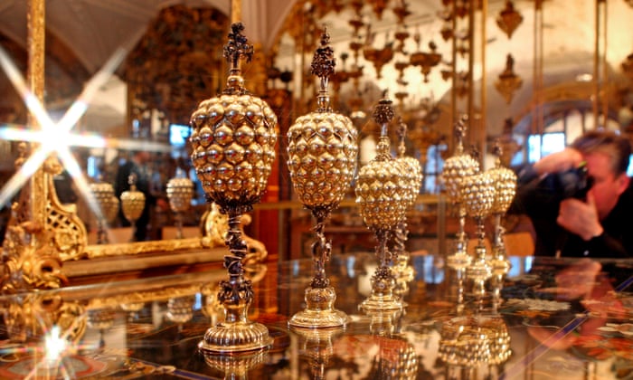 Jewellery Of Immeasurable Worth Stolen In Dramatic Dresden Museum Heist World News The Guardian