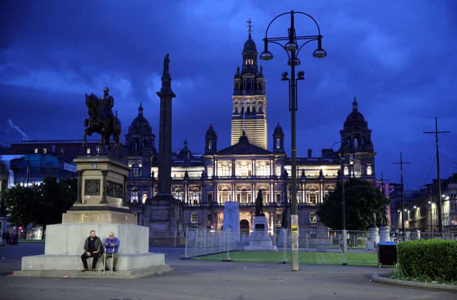 Eintracht Frankfurt v Rangers: Europa League final, extra time – live! | Europa League 4 Back in Glasgow at George Square, all is currently quiet.