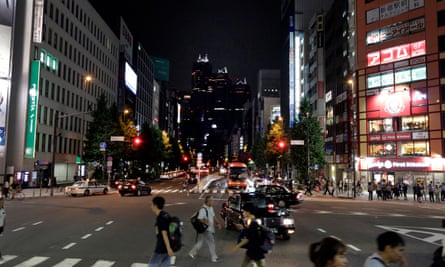 Real Tokyo: the crossroad in front of Shinjuku station.