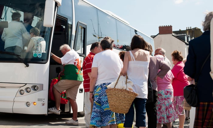 Shearings Coach Travel Owner Slg Collapses With 2 500 Job Losses Business The Guardian