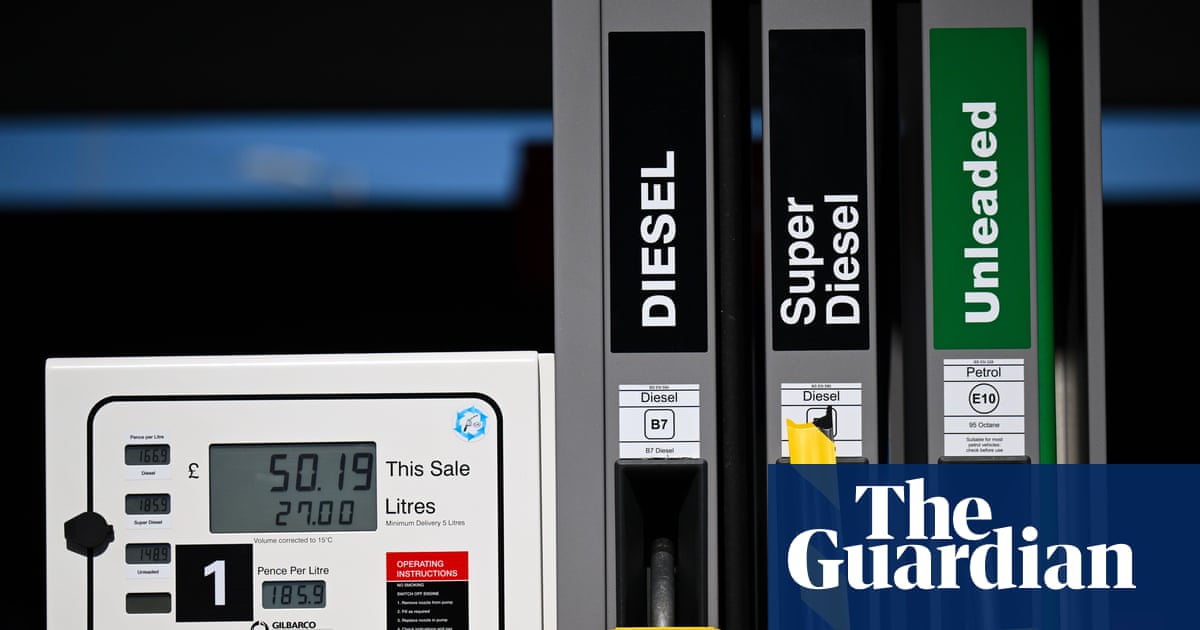 Drivers told to hunt for cheapest fuel as Easter set to be busiest on UK roads since 2022