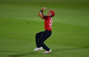 Curran takes a catch to dismiss Maxwell.