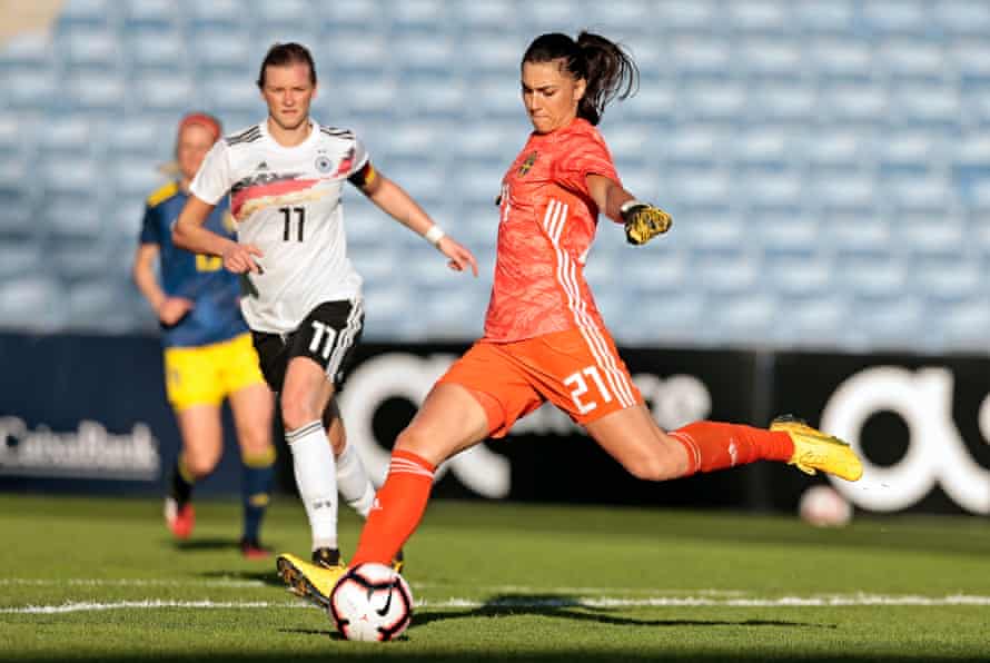 Zecira Musovic clears the ball for Sweden during the Algarve Cup match against Germany in March 2020.