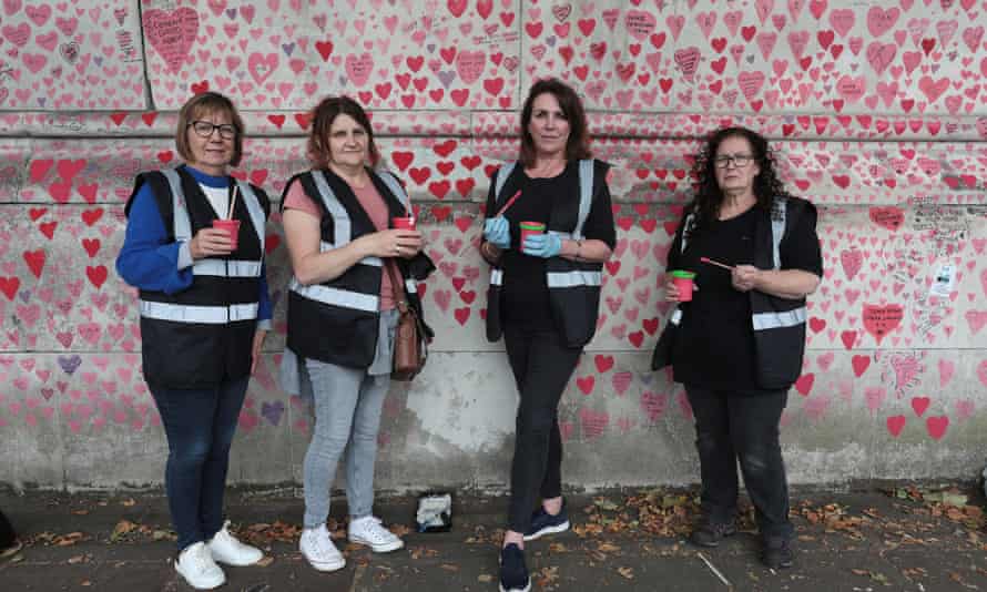 ‘We won’t let it fade’: bereaved call for UK Covid memorial to be preserved | London 1 Left to right: Lyn Jones, Michelle Rumball, Fran Hall and Kathryn Butcher in front of the memorial.