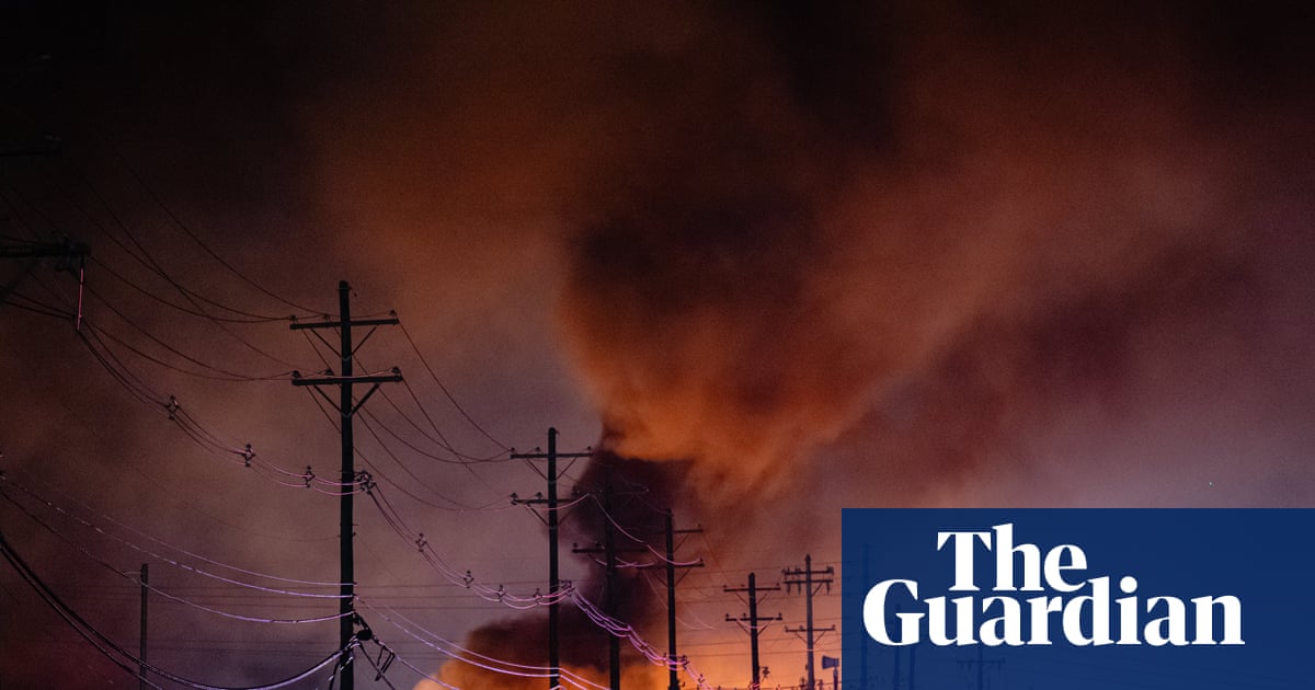 UPS grounds all its MD-11 planes after deadly Louisville crash