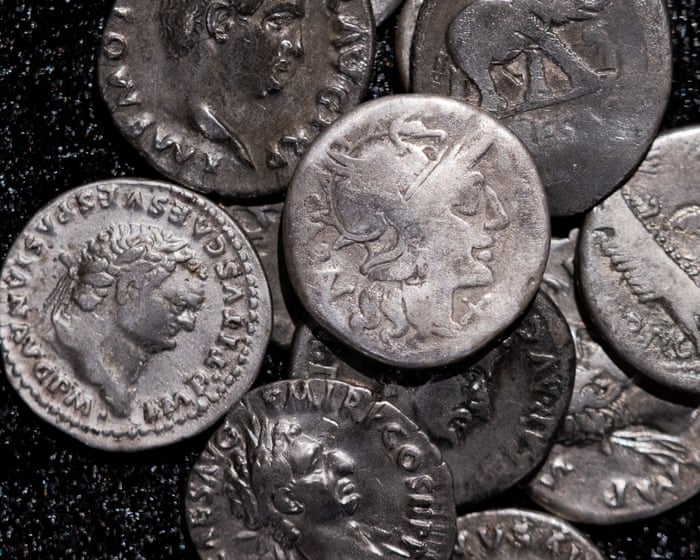 Amateur archaeologist finds 934 Roman silver denarii in German field