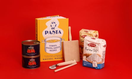 A-Z of Pasta cookbook and ingredients set