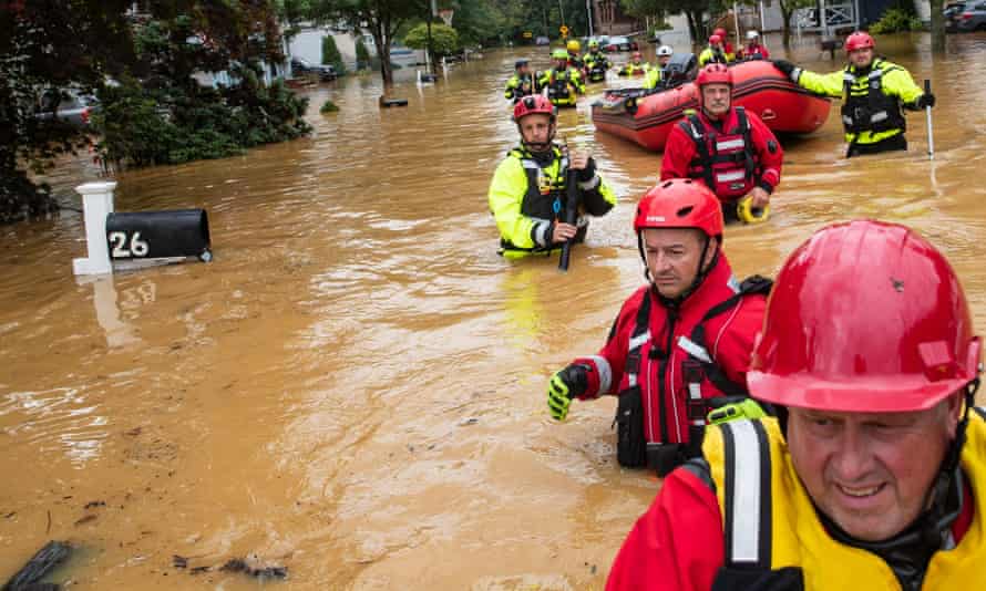 A flash flood caused by Tropical Storm Henri in Helmetta, New Jersey, on 22 August 2021. 