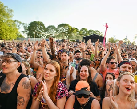 Crowd of people at a music festival.