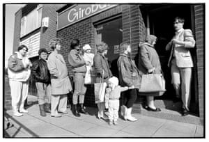 Child benefit day, Scotswood post office, 1988.