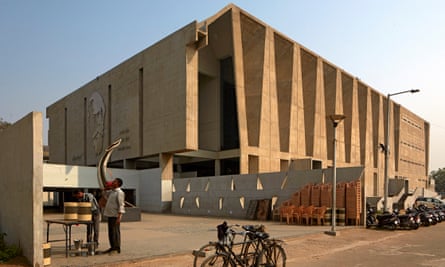 Tagore Memorial Hall, Ahmedebad, 1966, designed by Balkrishna Doshi.