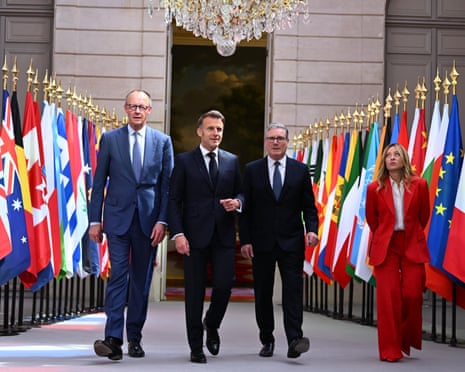 Krisis Timur Tengah Langsung: Iran membuka kembali Selat Hormuz tetapi pemblokiran AS tetap