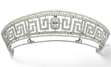 Cartier tiara that was owned by Lady Allan