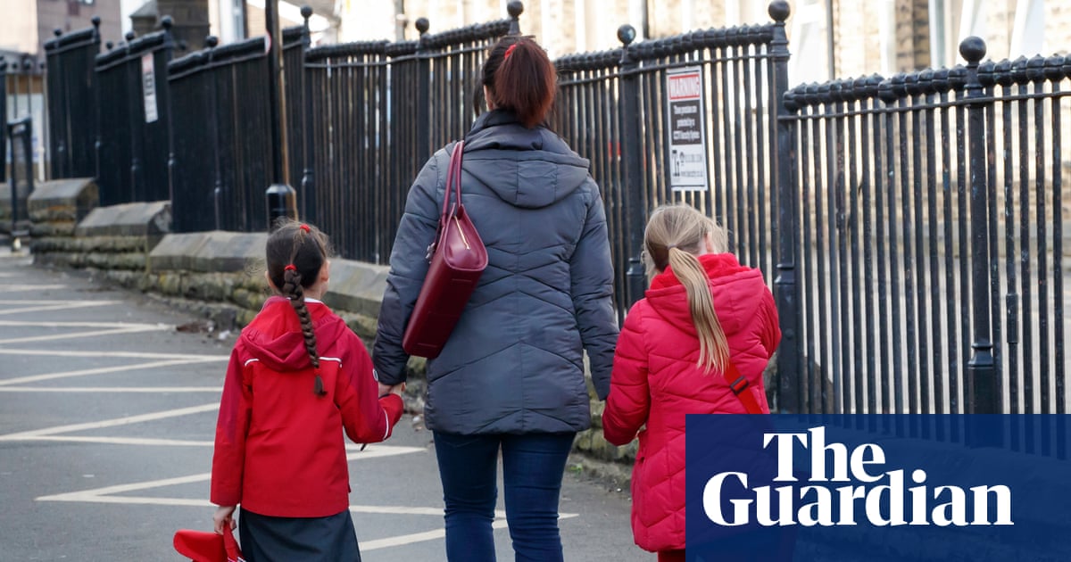 Inquiry launched into HMRC anti-fraud scheme that wrongly cut child benefits