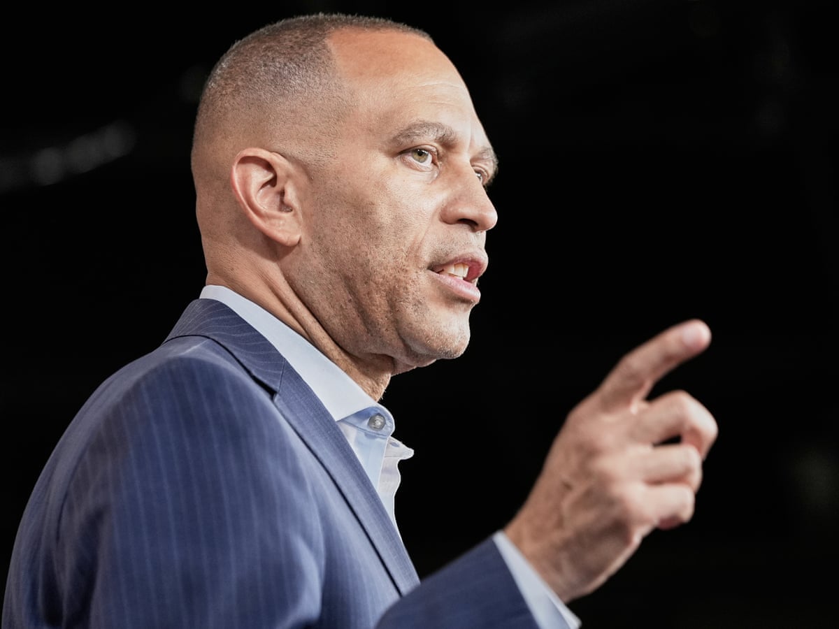 Hakeem Jeffries breaks record for longest House floor speech while opposing GOP tax bill | US politics | The Guardian