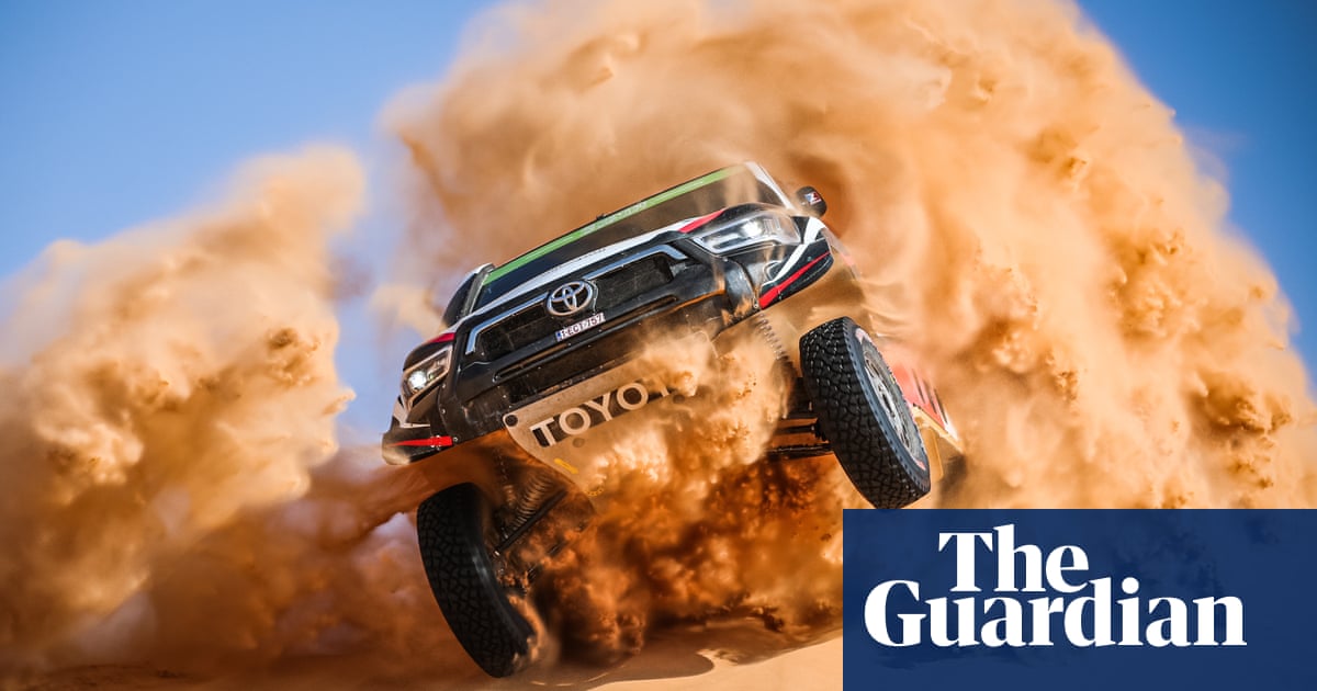 Dakar Rally 2021: Dust, sand and stunning desert vistas – in pictures