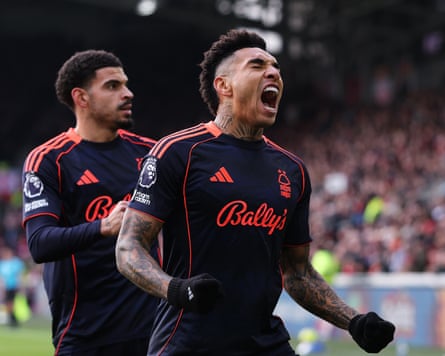 Igor Jesus roars with joy after scoring the opening goal for Nottingham Forest at the Gtech Community Stadium.