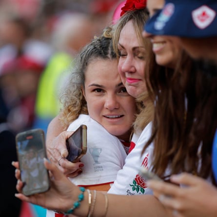 Ellie Kildunne the England full-back hugs her mother, Alison after the Women’s Rugby World Cup 2025 semi-final victory over France.