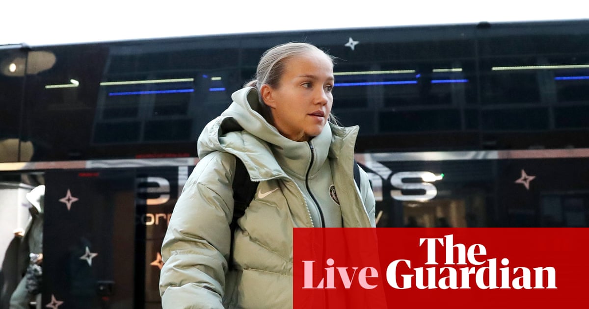 Manchester United challenge Chelsea in crucial WSL clash Manchester United challenge Chelsea in crucial WSL clash