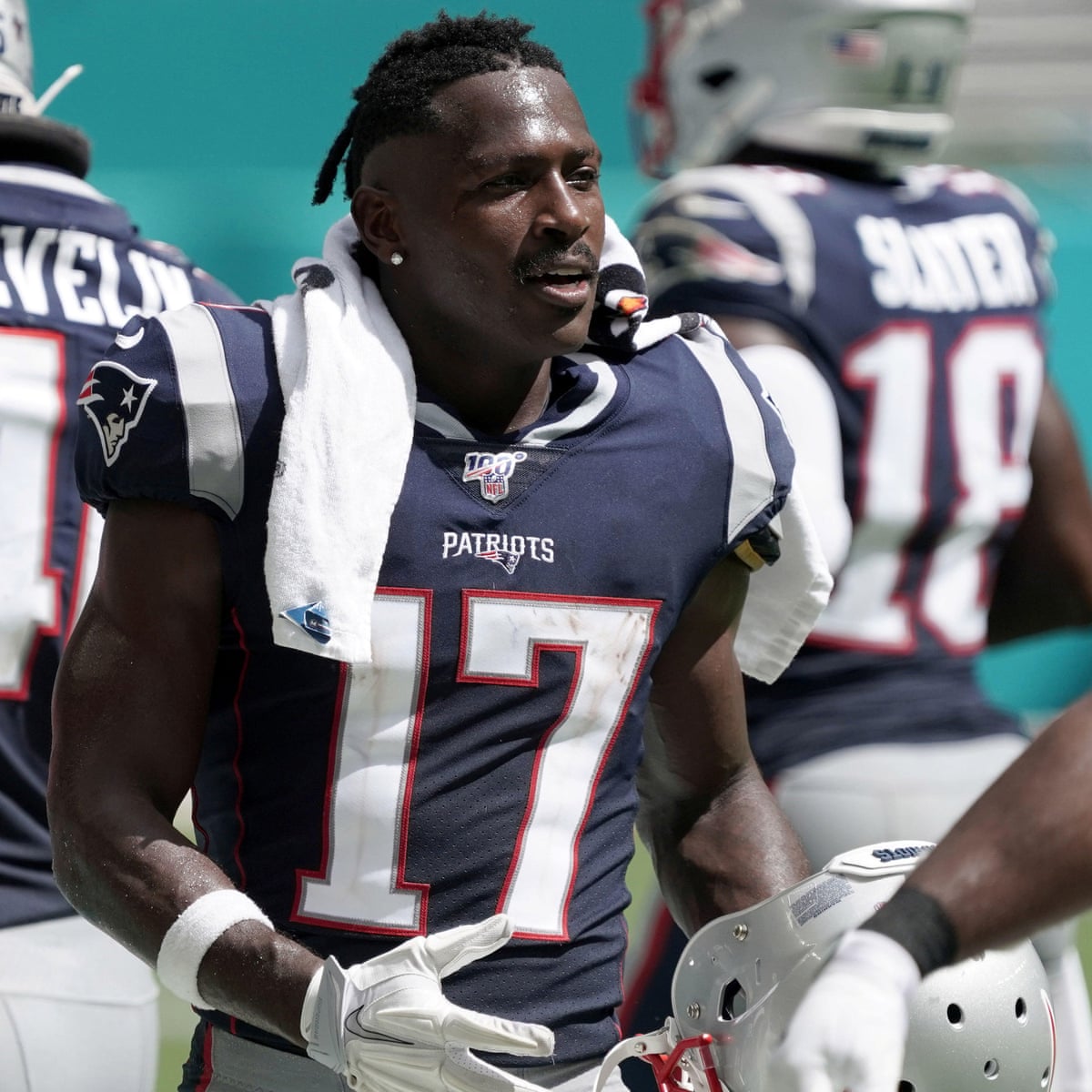 Antonio Brown Apologizes To Patriots Owner Kraft For Massage Parlor Comments New England Patriots The Guardian