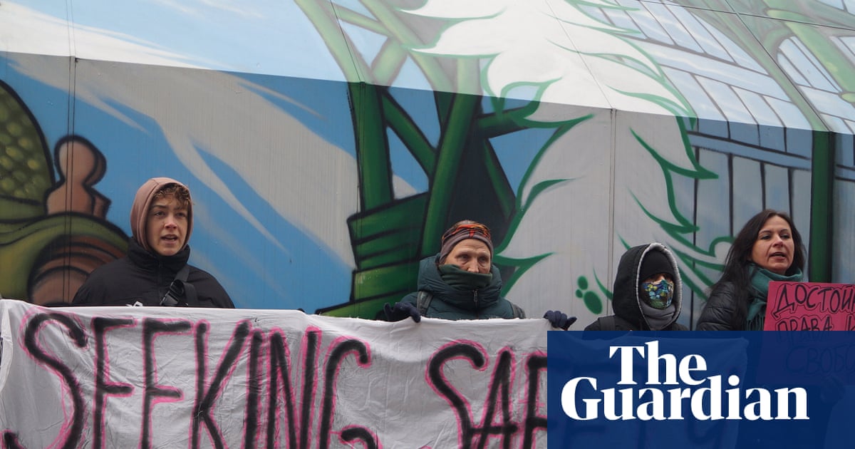 Many Europeans mistakenly think most immigrants are illegal, poll shows