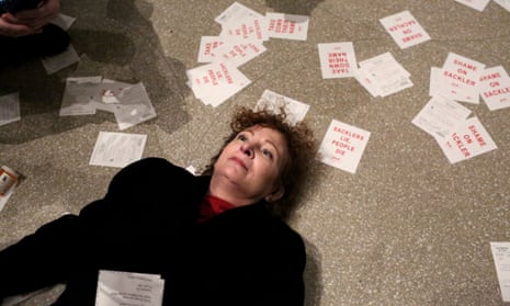 Nan Goldin protests in the Guggenheim Museum, New York, last weekend at its Sackler funding.