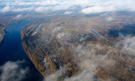 Der Fluss Pripyat fließt durch das staatliche radioökologische Reservat Polesia.