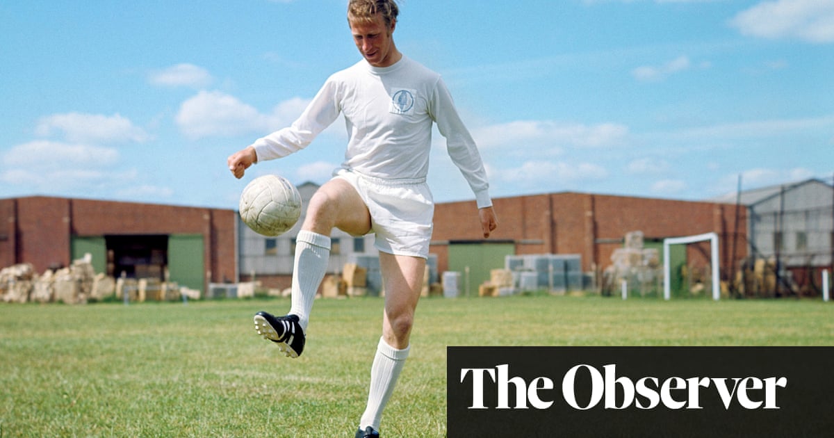 Jack Charlton: a footballing giant who was forever a man of the people | Kevin Mitchell