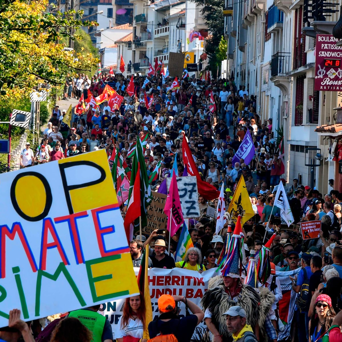 Macron All G7 Powers Must Help Brazil Fight Raging Amazon Fires G7 The Guardian