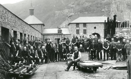 Workshop staff in 1880 in the building that was to become the slate museum