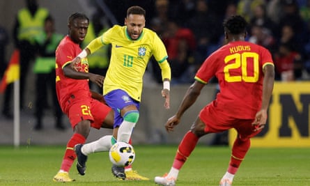 Mohammed Kudus (left) in action against Neymar and Brazil