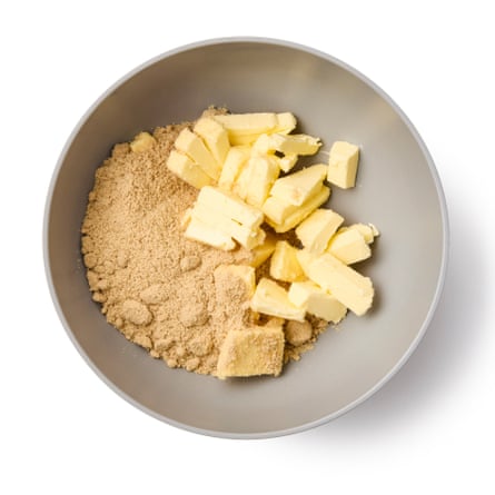 03a Felicity Cloake’s java and walnut barroom ... harvester sweetener and food and whip up