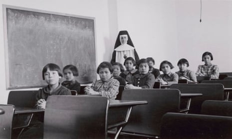What was the '60s Scoop'? Aboriginal children taken from homes a dark  chapter in Canada's history