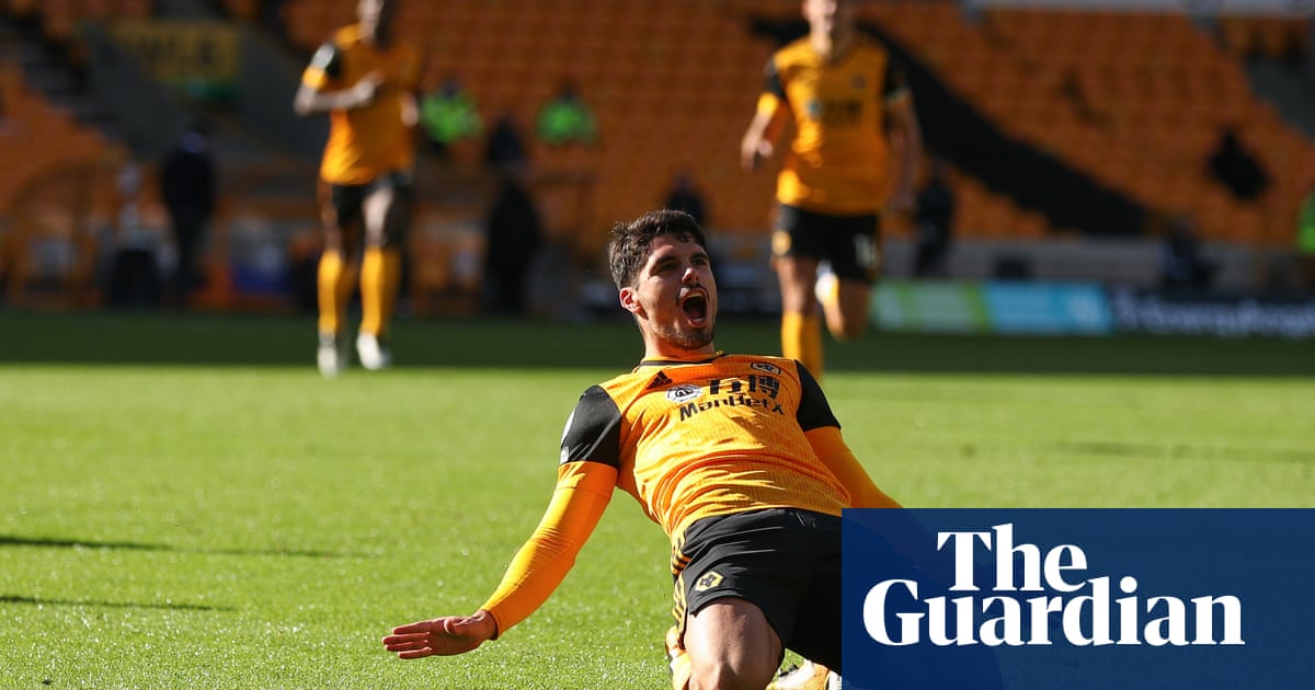Pedro Neto gets Wolves back to winning ways against Fulham
