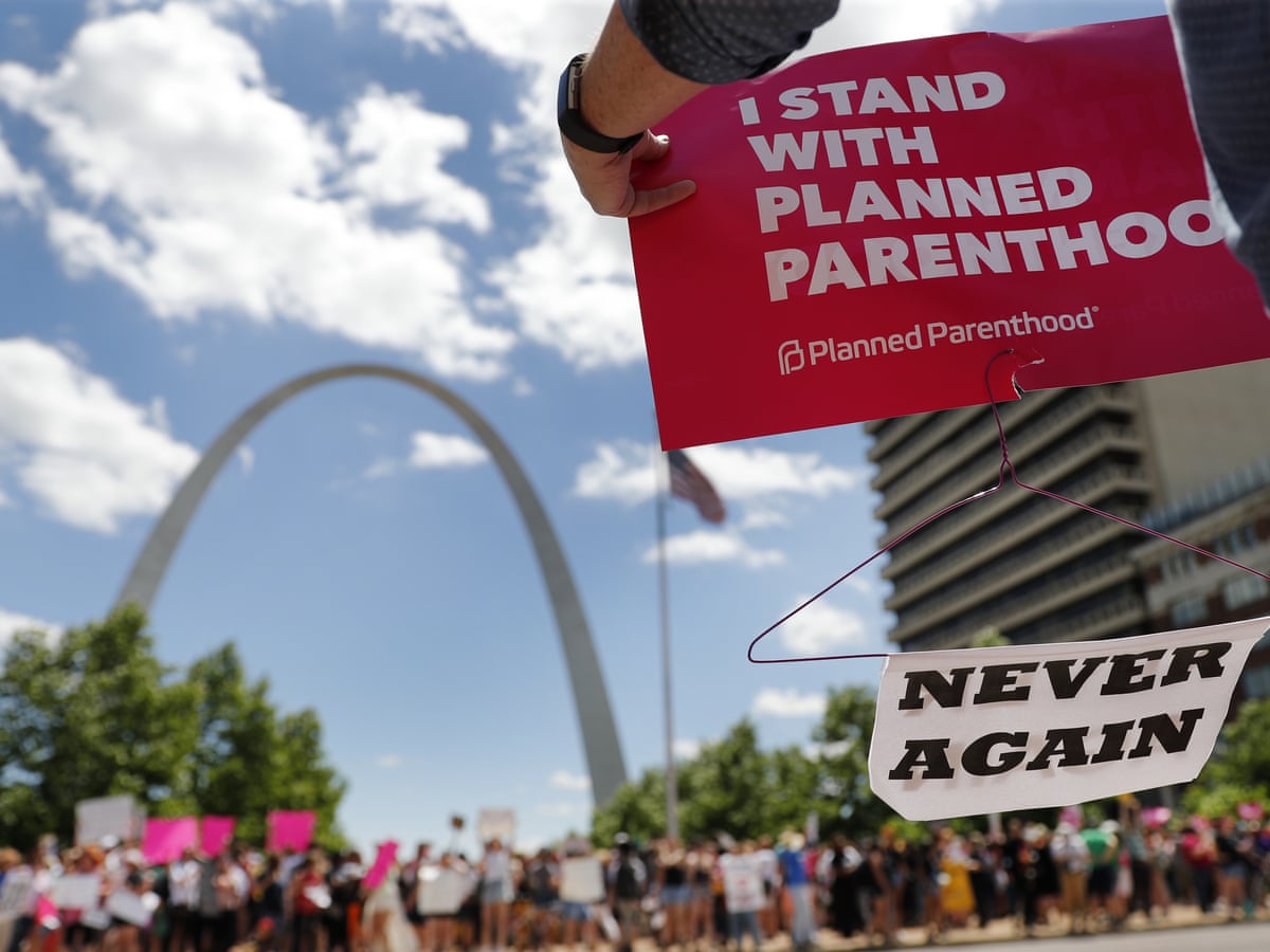 Why Planned Parenthood Was Right To Refuse Federal Funding Moira Donegan The Guardian Why Planned Parenthood Was Right To Refuse Federal Funding Moira Donegan The Guardian