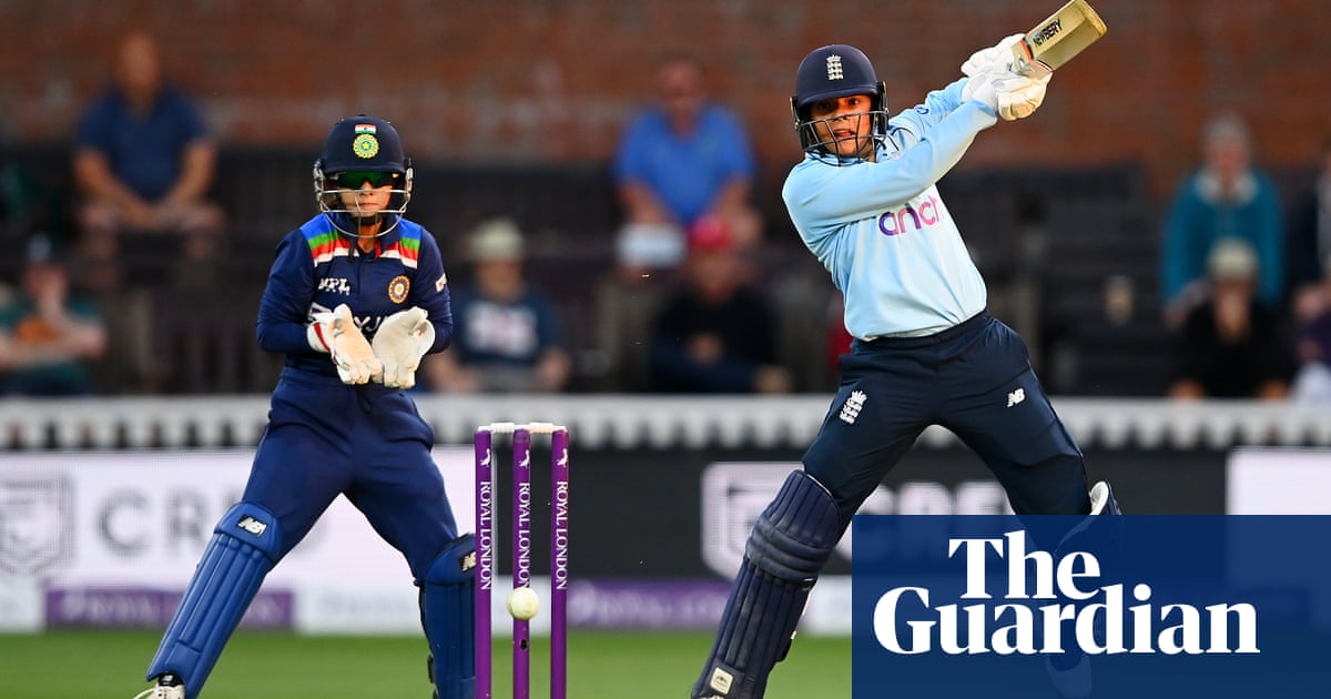 ODI newcomer Sophia Dunkley helps England to narrow win over India