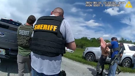 Bodycam footage shows arrest of suspected Trump shooter âÂ video 