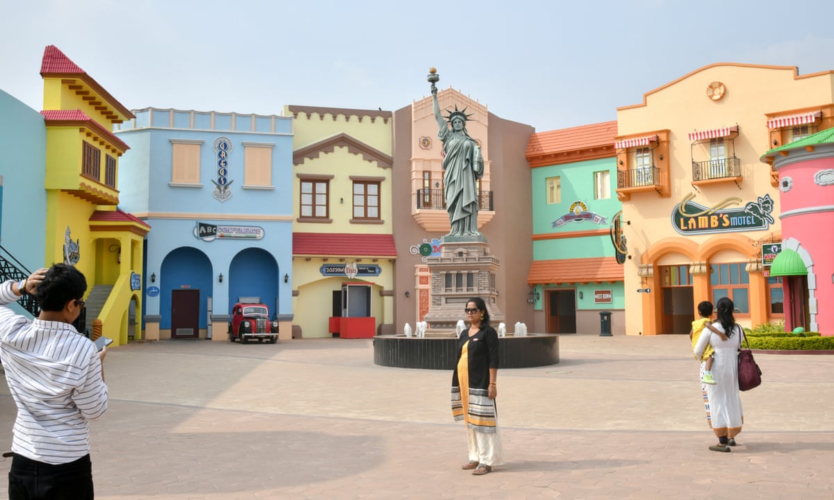 Locations in Surat 10 8256