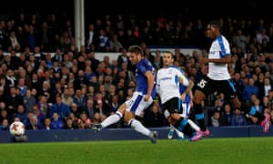 Everton’s Nikola Vlasic scores their second goal.