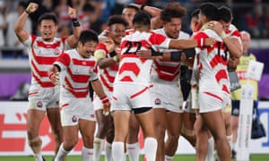 Japón celebra tras la derrota de Escocia en la fase de grupos