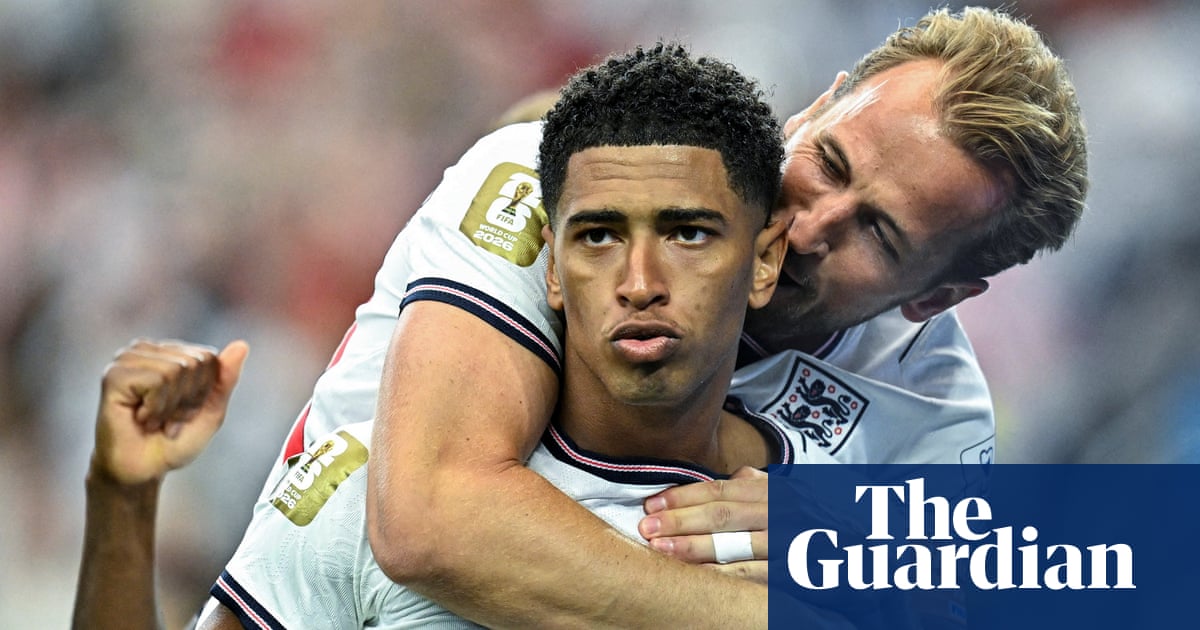 England through to last 32 of the World Cup after Uruguay exit against Spain