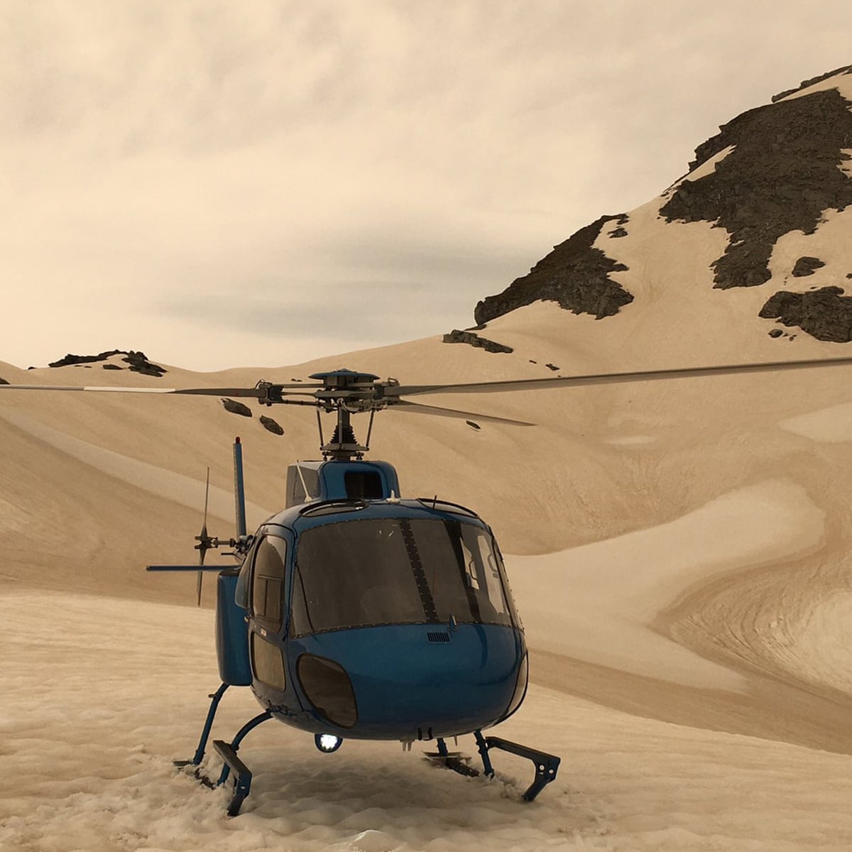 New Zealand Glaciers Turn Brown From Australian Bushfires Smoke Ash And Dust New Zealand The Guardian New Zealand Glaciers Turn Brown From Australian Bushfires Smoke Ash And Dust New Zealand The Guardian