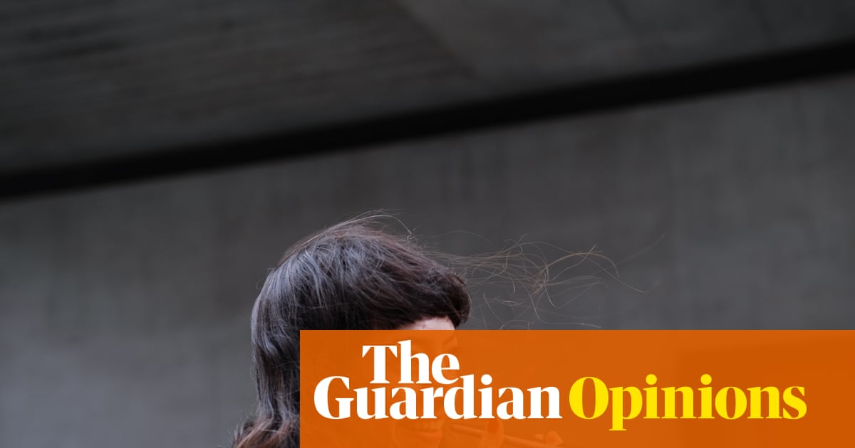 As I navigated the hazy days of early parenting, voice messages from friends kept me afloat | Samantha Allemann