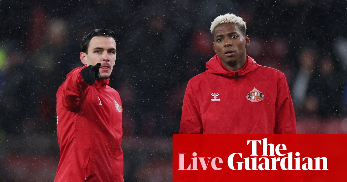 Sunderland v Liverpool: Premier League live
