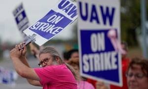General Motors assembly workers picket outside the company’s Bowling Green plant during the United Auto Workers (UAW) national strike in Bowling Green, Kentucky, earlier this month.